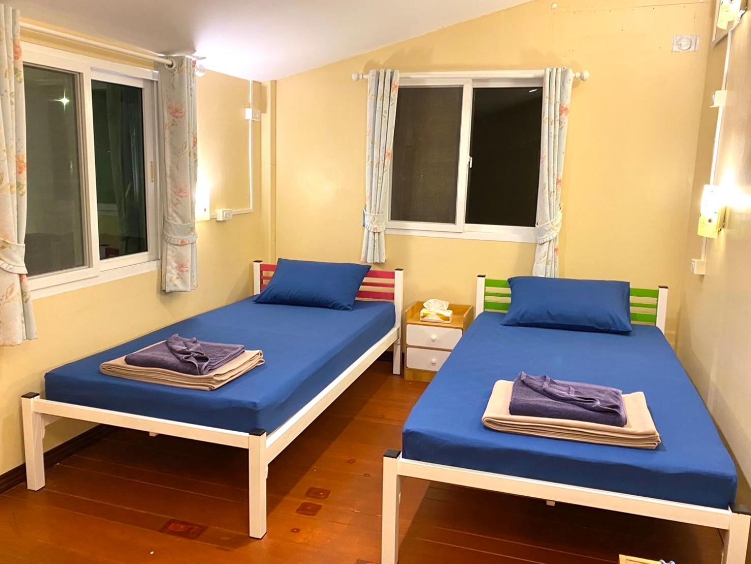 Anya House Hostel Thong Sala Exterior photo