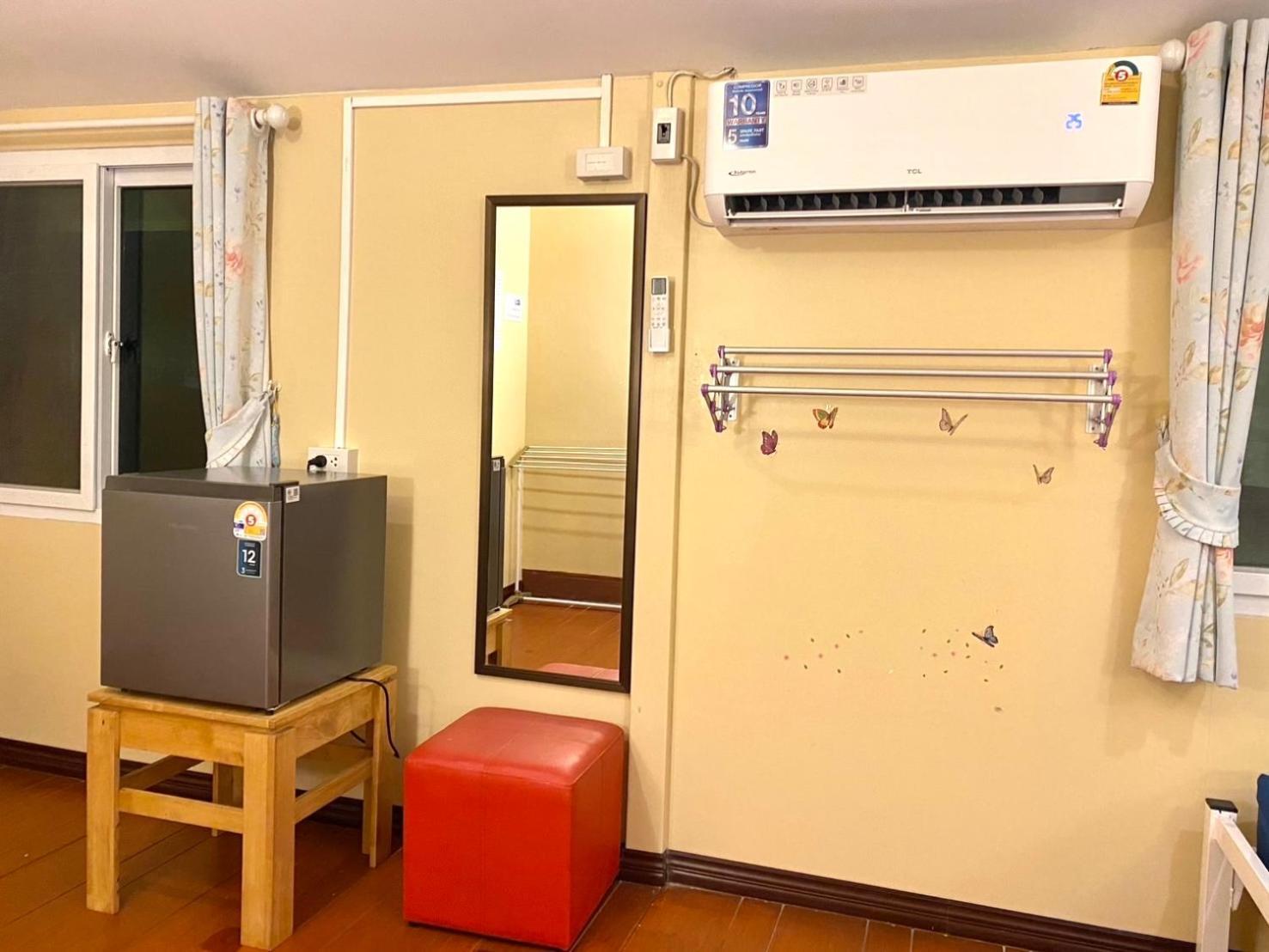 Anya House Hostel Thong Sala Exterior photo