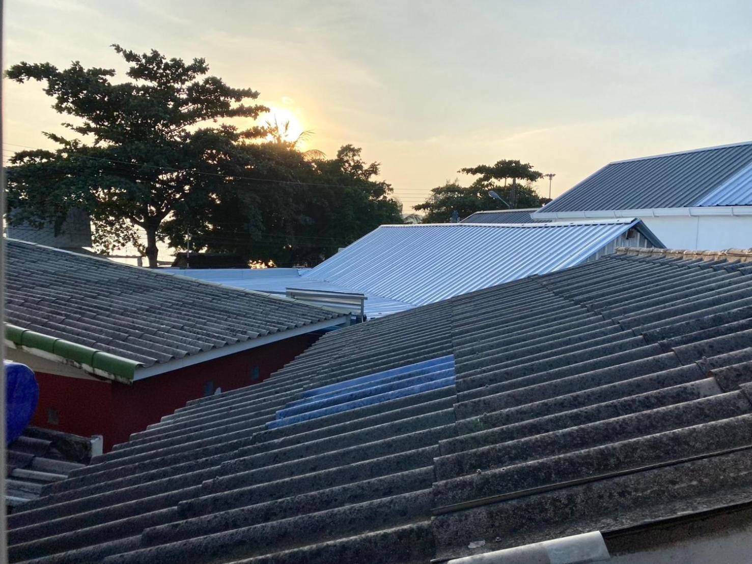 Anya House Hostel Thong Sala Exterior photo
