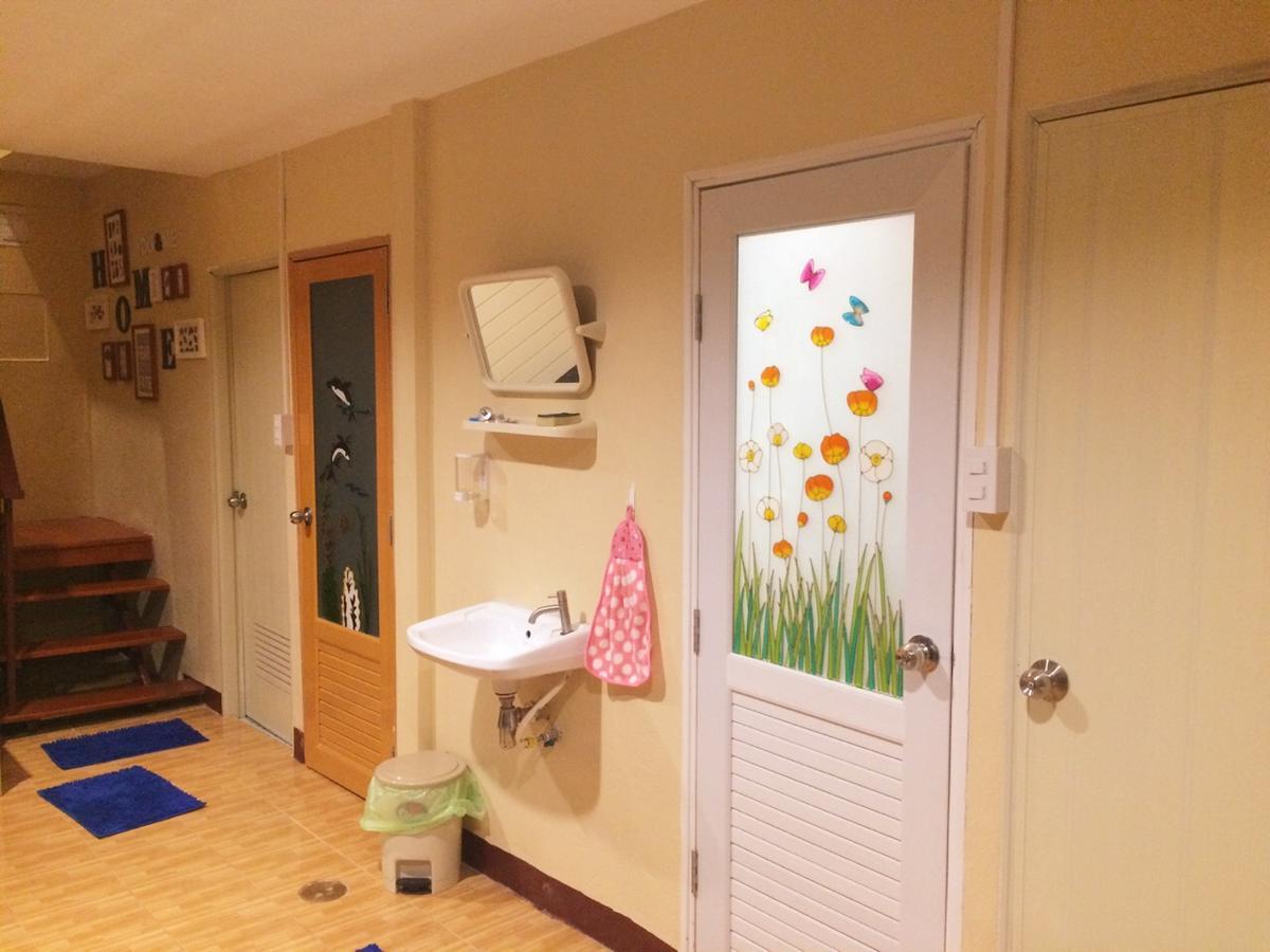Anya House Hostel Thong Sala Room photo